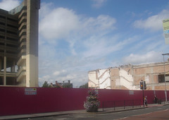 Trinity Square Car Park standing but nearby buildings demolished August 2009 (flickr)