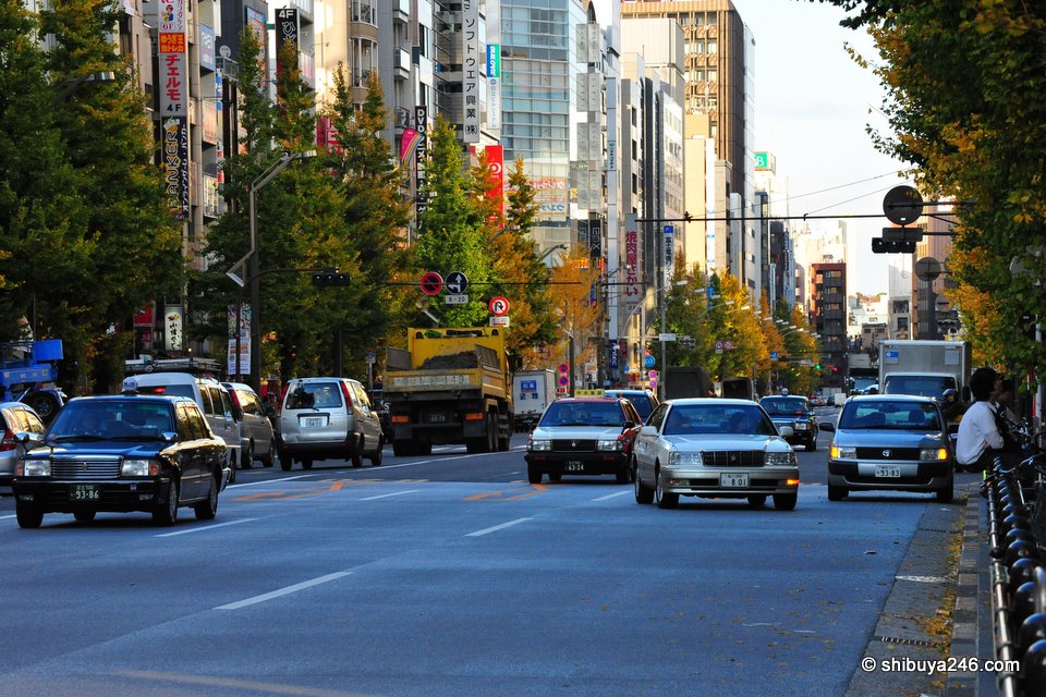The main road running through Akihabara.