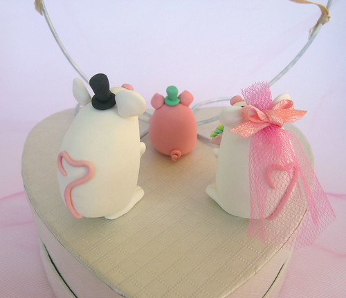 flower cake toppers for wedding cakes. Mouse cake topper.
