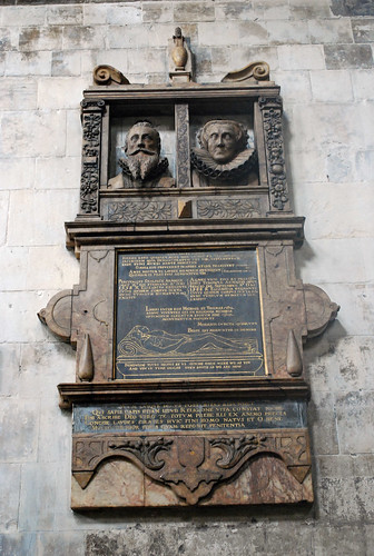 Monument to Percival and Agnes Smallpace