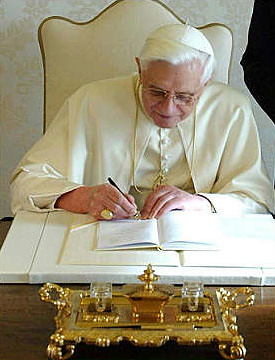 Benedetto XVI enciclica
