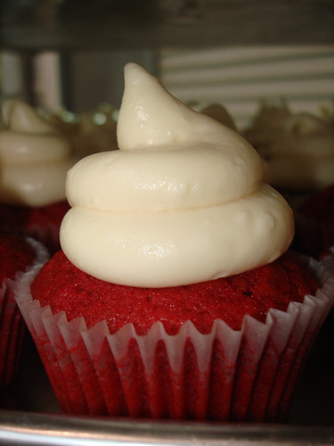 red_velvet_cupcakes by cupkates bakery.