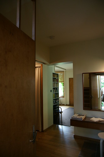 The Aalto House - dining room アアルト自邸 ダイニングルームとアイノ・アアルトデザインのタンブラー