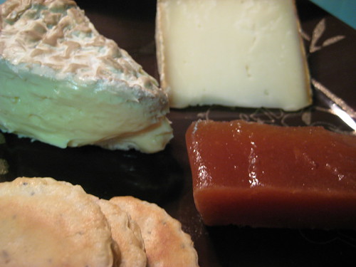 quince paste with cheese and wafers