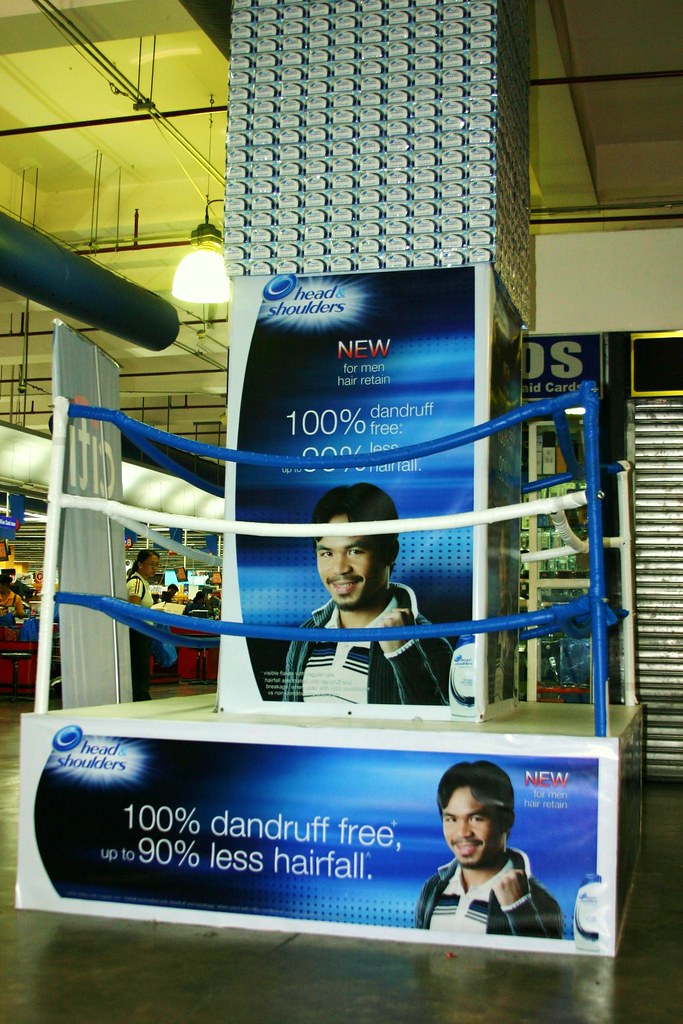 The boxing ring-island display of Head & Shoulders For Men Hair Retain with its new endorser, Manny Pacman.