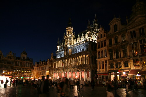 Grote Markt night by you.