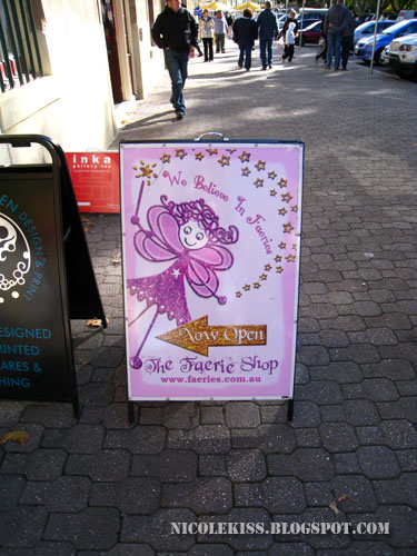sign to fairy shop