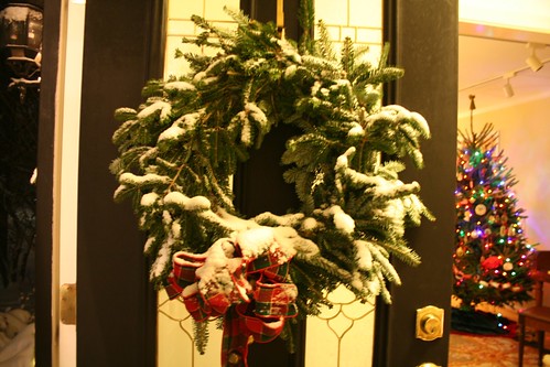 Snowy wreath