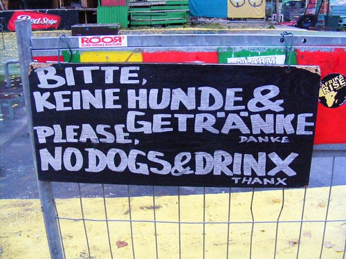No dogs & drinx...
