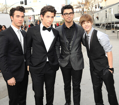 justin bieber jonas brothers. Jonas Brothers amp; Justin Bieber