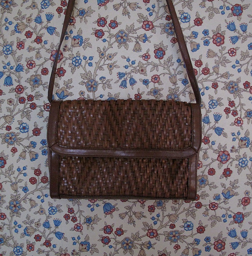 vintage woven purse