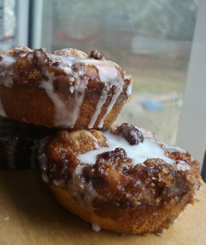 cinnamon roll muffins