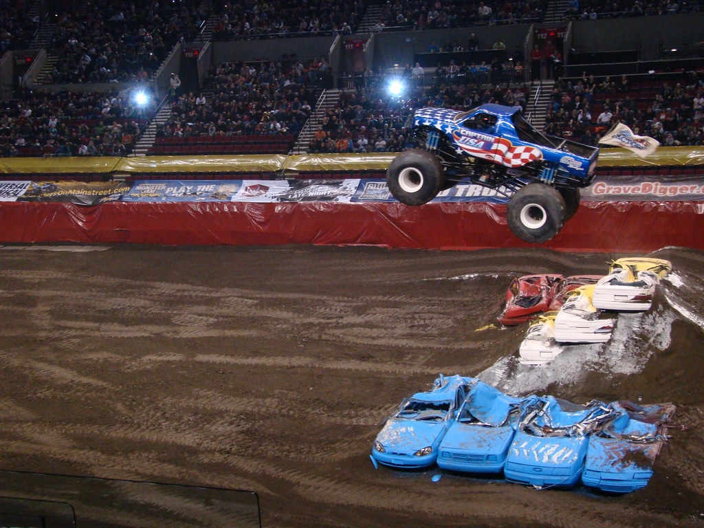 Monster Truck Freestyle