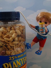 Riki wants the bigger peanuts!