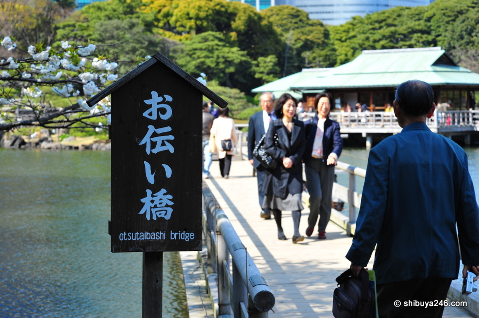 Otsutaibashi crossing to the tea house.