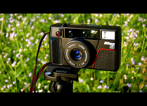 Nikon L series - Camera-wiki.org - The free camera encyclopedia
