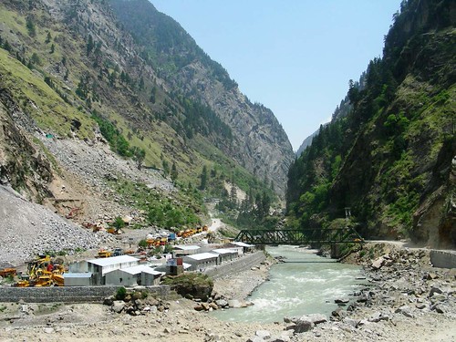 towards gangotri: taming the river