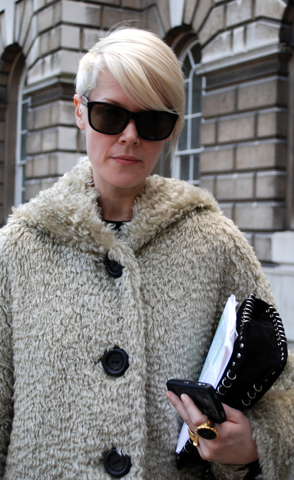 sheap_coat2_london_fashion_week