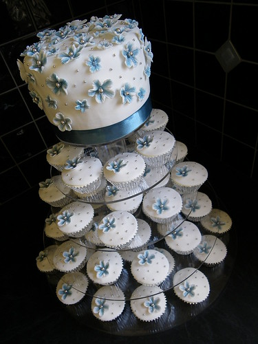 Blue White Silver Wedding Cake Top Cake White Chocolate Mud 