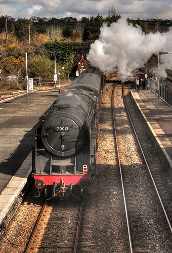 Oliver Cromwell Steam Locomotive 70013