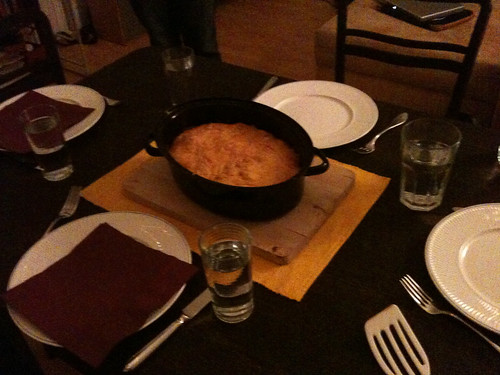 Lasagne auf dem Tisch