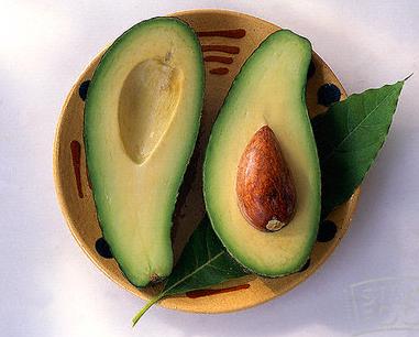 avocado_in_bowl_stockfood (source)