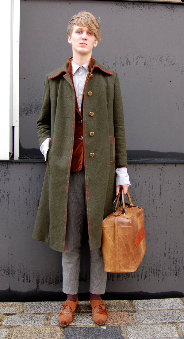 green_coat1_London_Fashion_Week