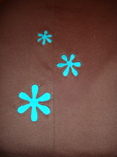McCall's 4664: detail of astericks