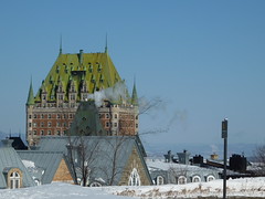 Moi devant le chateau Frontenac, près de la citadelle à Québec, QC