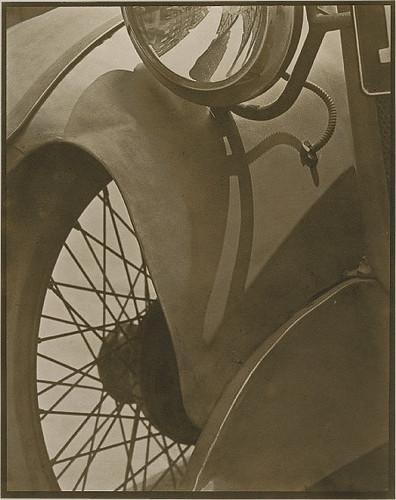 Paul Strand, Wire Wheel, 1917