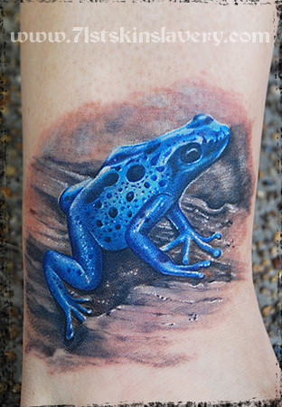 blue dart frog tattoo. www.71stskinslavery.com