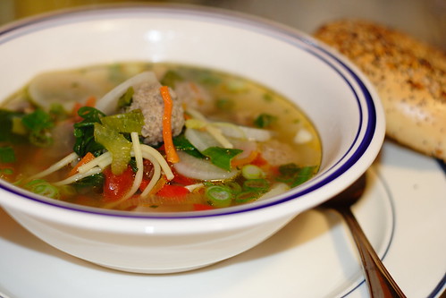 ClearMeatball soup with spinach0004