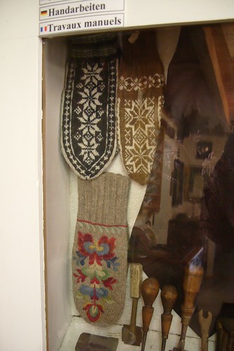 mittens in traditional patterns