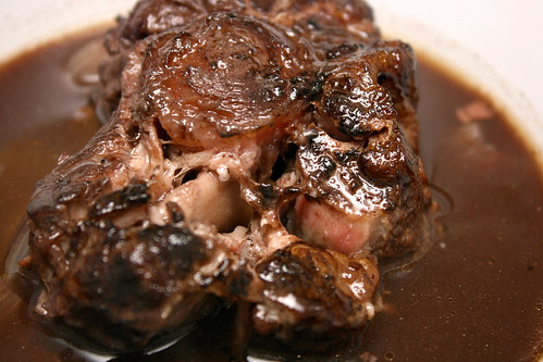 Braised oxtail in red wine jus