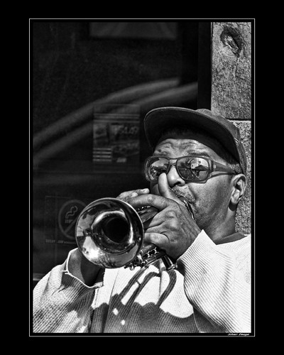 Busker horn 5 (by Silver Image)