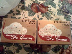 Stewarts peppermint stick ice cream