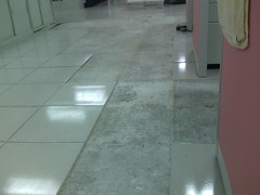 Earthquake damage to the floor of the office after 2009.12.19 earthquake