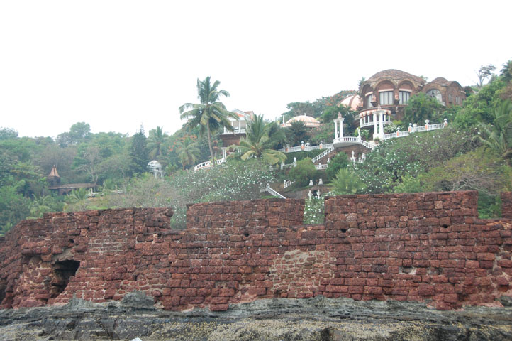 Mansion on the Aguada hill