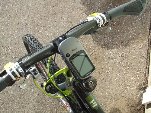Garmin GPS rail clamp modification
