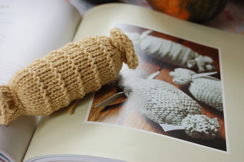 sachet knit