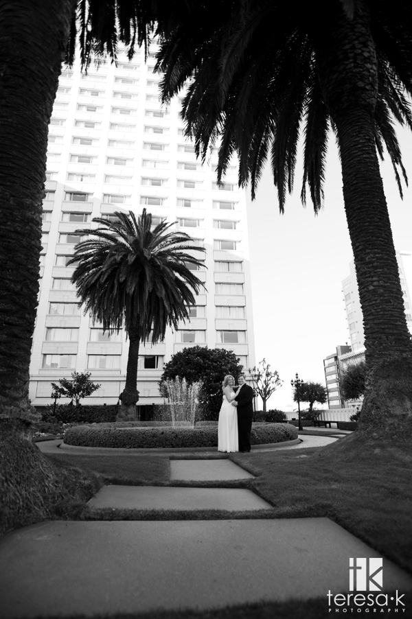 First Look wedding pictres at the San Francisco Fairmont Hotel, Teresa K photography