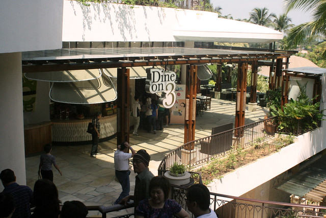Dine on 3 is three eateries in one at Shangri-la Rasa Sentosa Resort