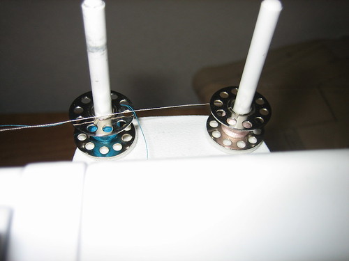 Twin needle spool pins