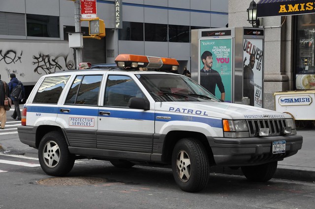 newyork manhattan financialdistrict jeepgrandcherokee protectiveservices securitycar