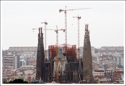 Sagrada Familia by Miguel Allué Aguilar