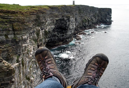 Cliffs_Orkney_Isles_Scotland_Edge