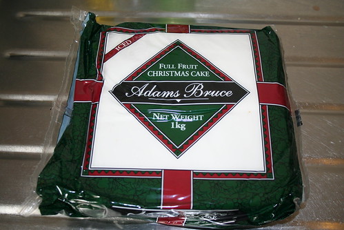 2009-11-23 - Christmas - 01 - Adams Bruce christmas cake