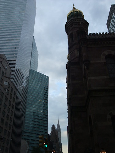 synagogue and Empire State in distance