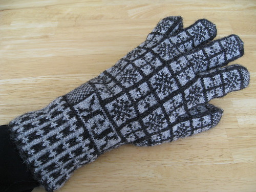 Sanquhar Glove