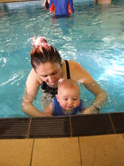 Baby Swimming - Holding on!